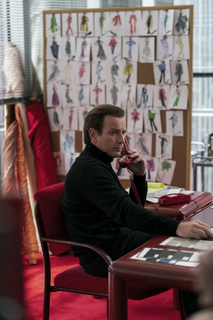 Halston: nova série da Netflix sobre estilista americano está dando o que falar